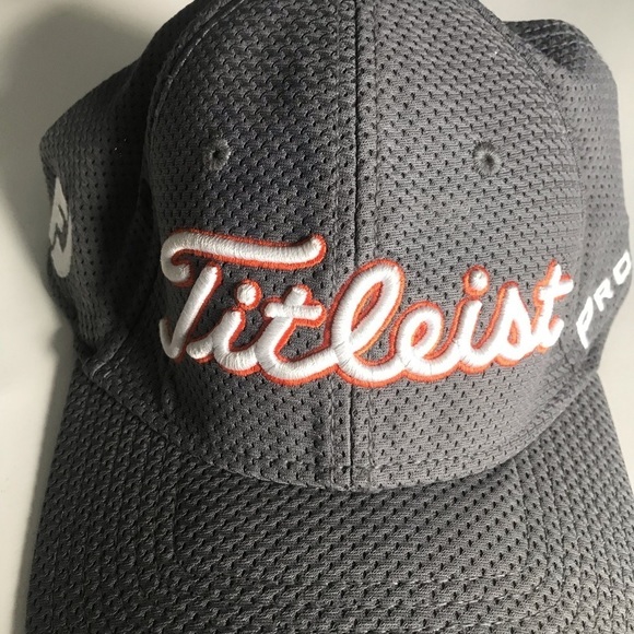 Titleist Foot Joy Pro V1 Golf Cap Baseball Cap Gray Fitted - Picture 2 of 10